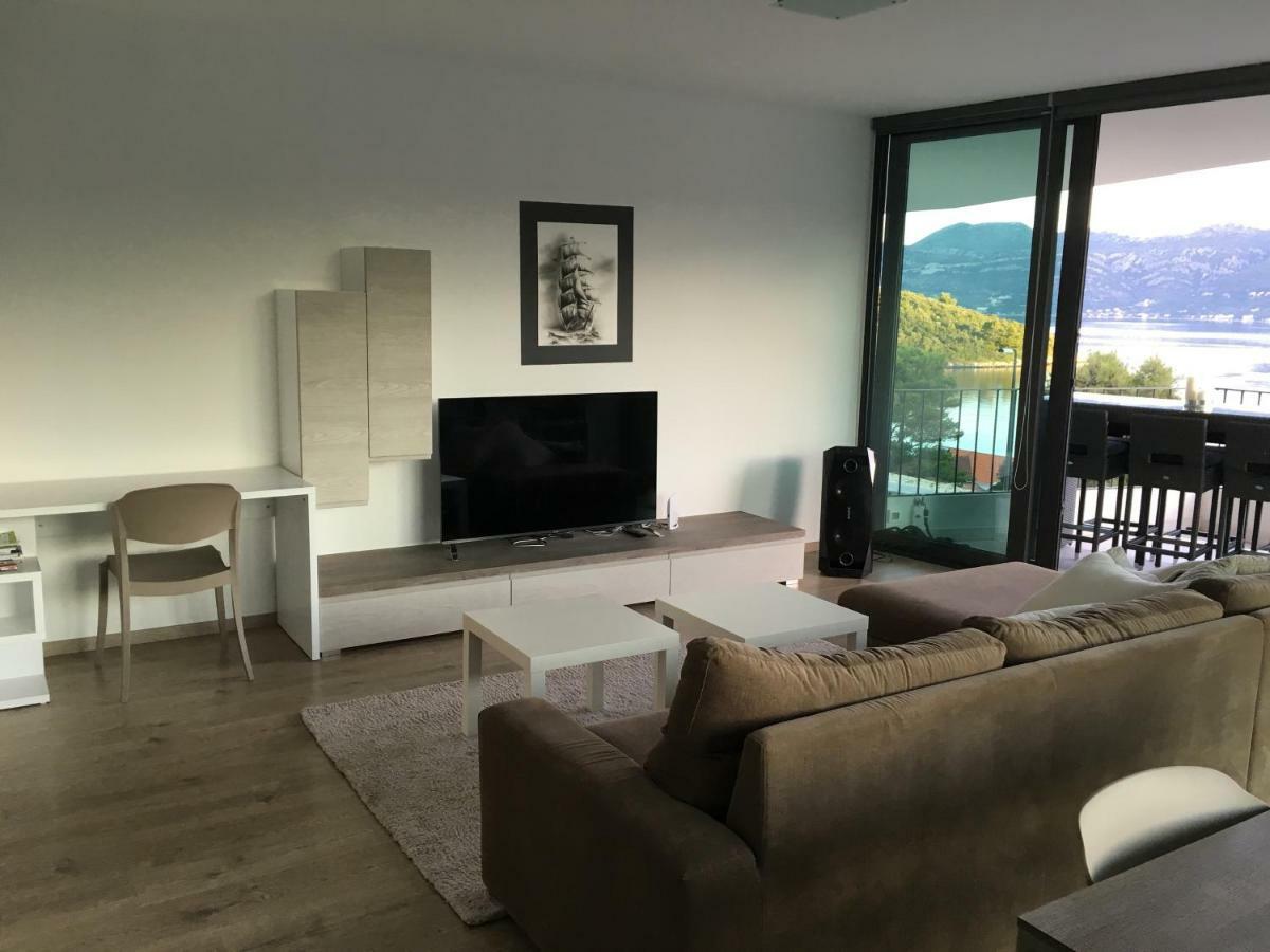Blue Water Apartment Zrnovo Εξωτερικό φωτογραφία